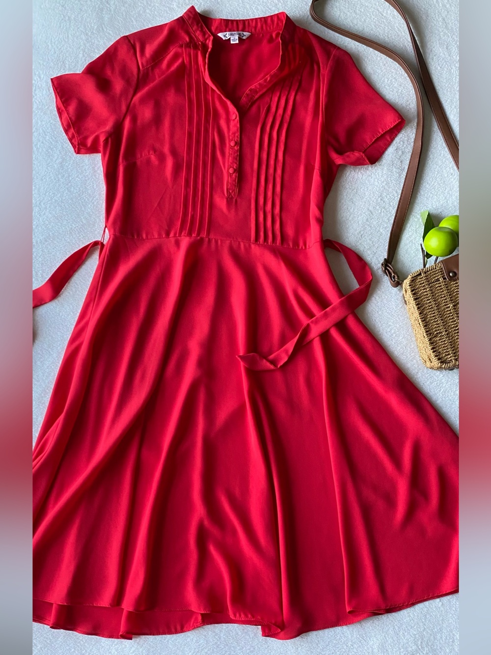 Nanette Lepore Pintuck Dress in Crimson Ruby Red with slip and waist tie sz 4
